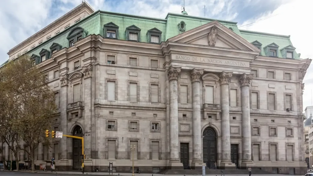 Sede del Banco Nación en contrato vinculado a la familia Menem