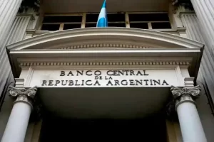 BCRA limitó movimientos de los bancos en un día particularmente sensible