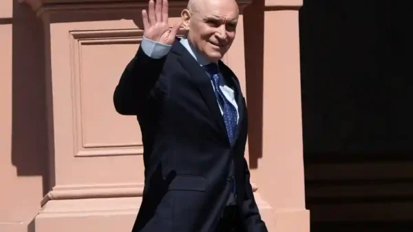 Espert se bajó de la candidatura