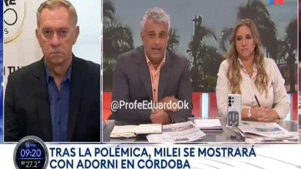 Marcelo Bonelli criticando a Manuel Adorni por el vuelo privado