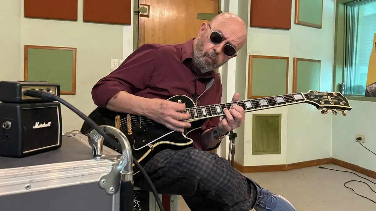 Indio Solari convoca a una vigilia por el Día de la Memoria en Plaza de Mayo