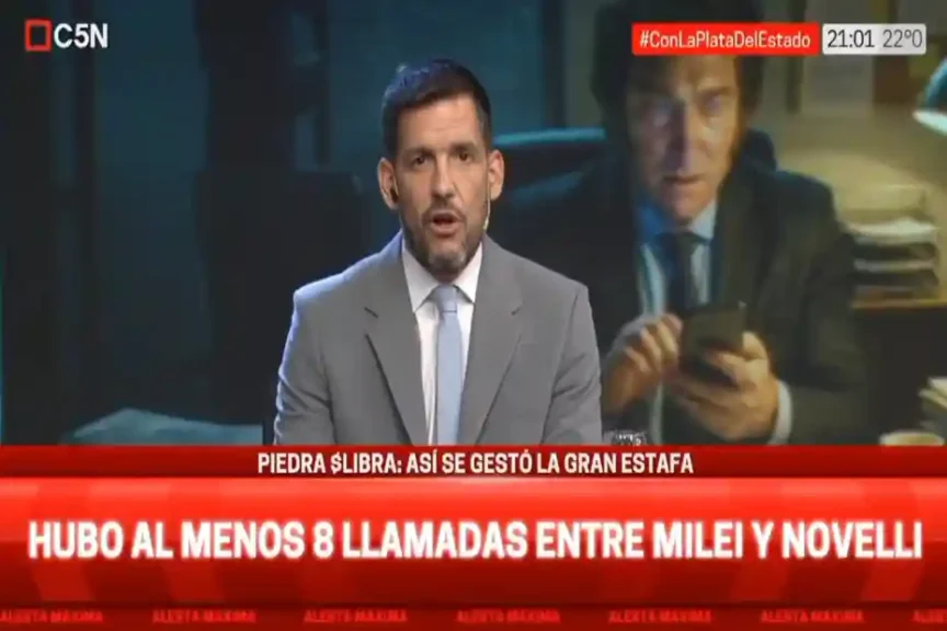 Ariel Zak expone comunicaciones entre Mauricio Novelli y Javier Milei en informe televisivo.
