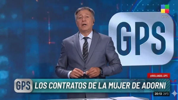Rolando Graña durante un informe en GPS sobre Manuel Adorni y su entorno familiar