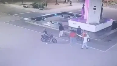 Escena de tiroteo en plaza de Berazategui donde ocurrió el crimen de Santiago Agustín González