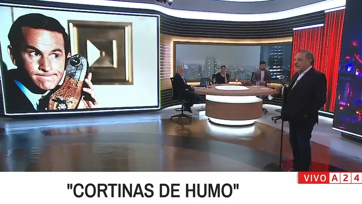 Baby Etchecopar durante su editorial criticando al Gobierno y hablando de cortinas de humo