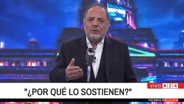 Baby Etchecopar pidió echar a Adorni durante un duro cuestionamiento televisivo al gobierno de Javier Milei.