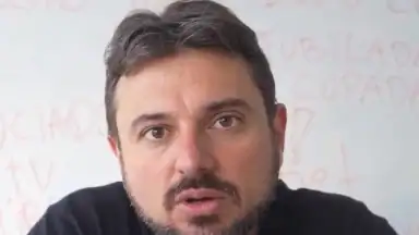 Juan Grabois en un mensaje con críticas a Adorni y pedido de renuncia