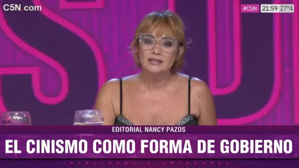 Nancy Pazos durante su editorial denunciando los créditos del Banco Nación.