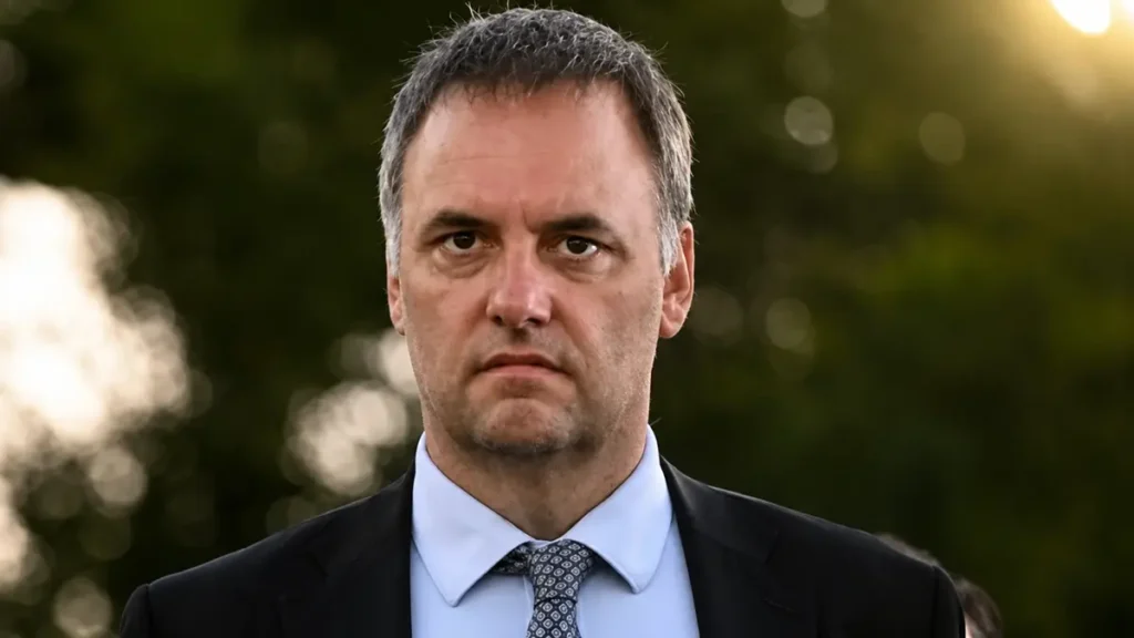 Patrimonio de Manuel Adorni bajo análisis judicial tras su salida del Gobierno.