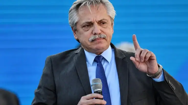 Alberto Fernández sobre Adorni: “No tenía las condiciones para ocupar su cargo”