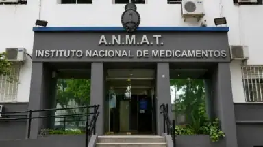 ANMAT prohibió un catéter ureteral Aurinco por rótulos falsificados
