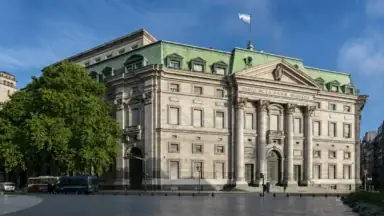 Banco Nación otorgó 1.120 créditos hipotecarios a Personas Expuestas Políticamente durante la gestión Milei