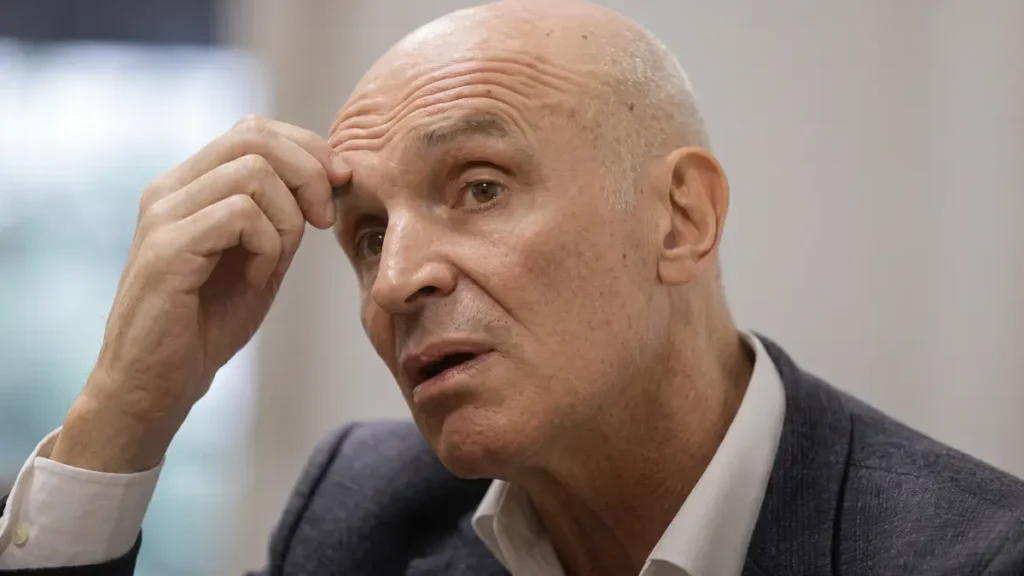 José Luis Espert durante una actividad pública mientras avanza la investigación por el contrato cuestionado vinculado a Fred Machado.