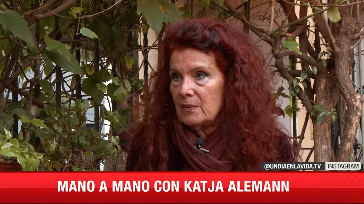 Katja Alemann durante una entrevista en la que cuestionó al Gobierno y habló de su postura política.